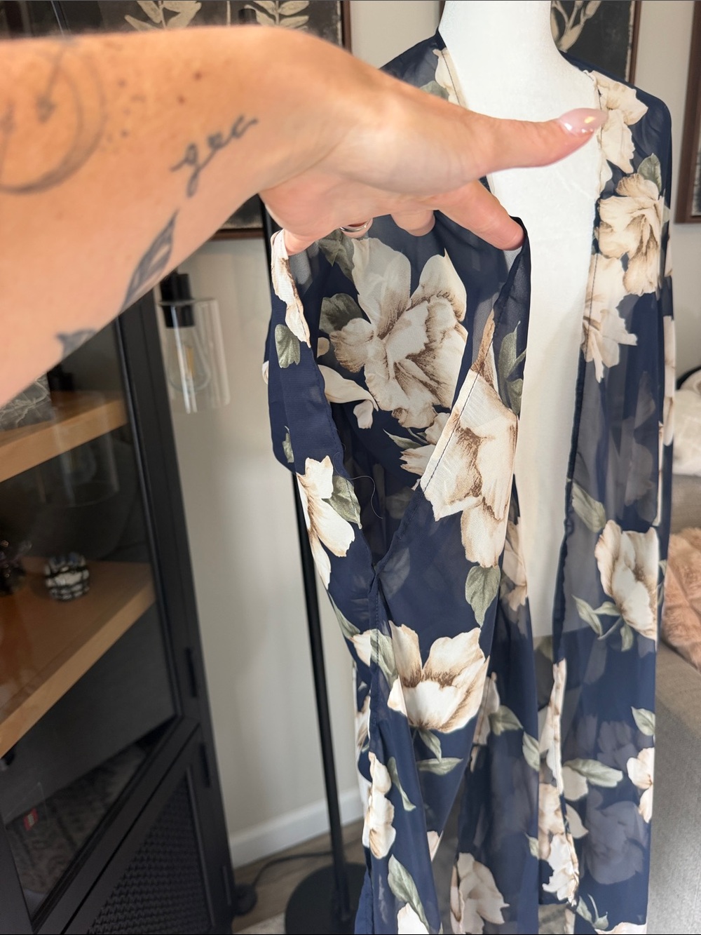 Pinkblush Navy Floral Sheer Kimono Robe - Picture 3 of 4